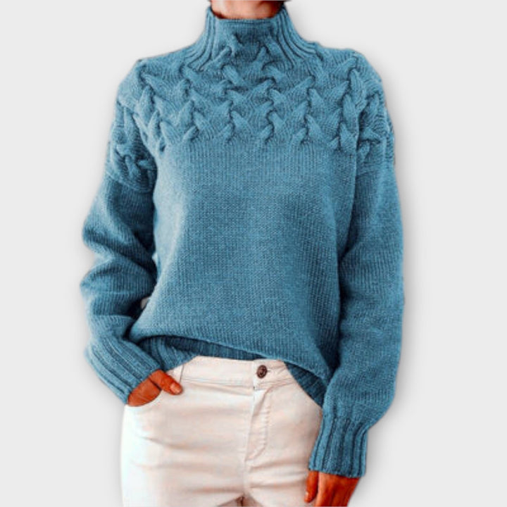 Eva - Damenpullover mit detailliertem Zopfmuster