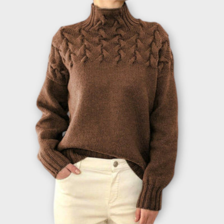 Eva - Damenpullover mit detailliertem Zopfmuster