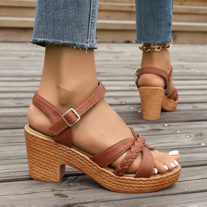 Gianna™ Klassische Sandalen mit Mittelhochschaft