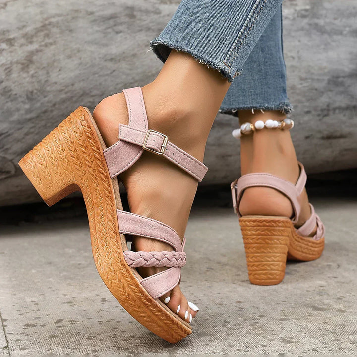 Gianna™ Klassische Sandalen mit Mittelhochschaft
